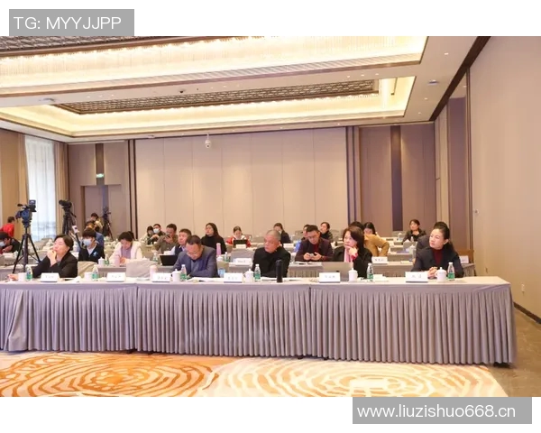 深圳羽毛球队的团队协作与默契提升之路探讨